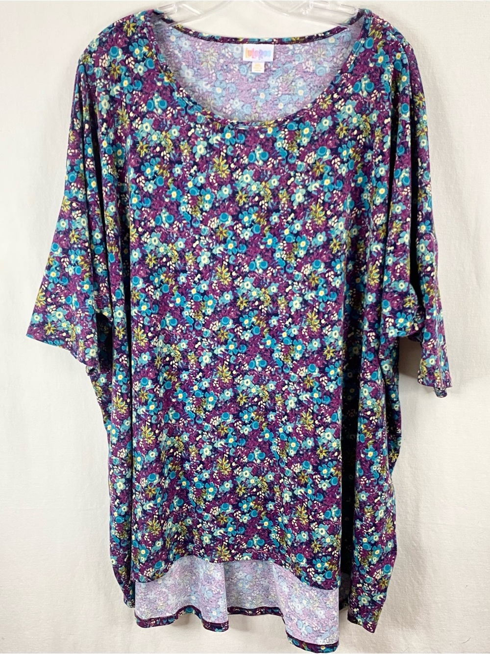 LuLaRoe Size 3X Floral Scoop Neck Tunic Tee High Low Knit Short Sleeve Top